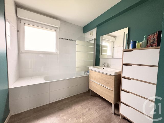 Appartement T3 à vendre - 3 pièces - 66.71 m2 - BONDUES - 59 - NORD-PAS-DE-CALAIS - Century 21 Grands Boulevards