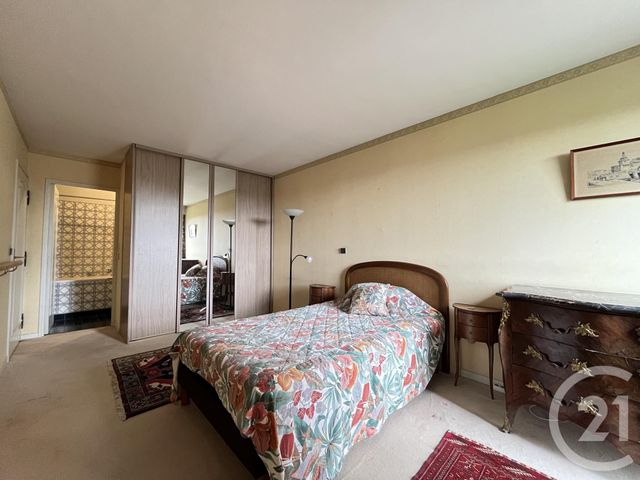 Appartement T5 à vendre - 5 pièces - 160.57 m2 - CROIX - 59 - NORD-PAS-DE-CALAIS - Century 21 Grands Boulevards