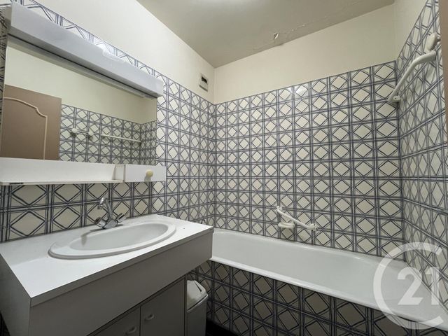 Appartement T5 à vendre - 5 pièces - 160.57 m2 - CROIX - 59 - NORD-PAS-DE-CALAIS - Century 21 Grands Boulevards