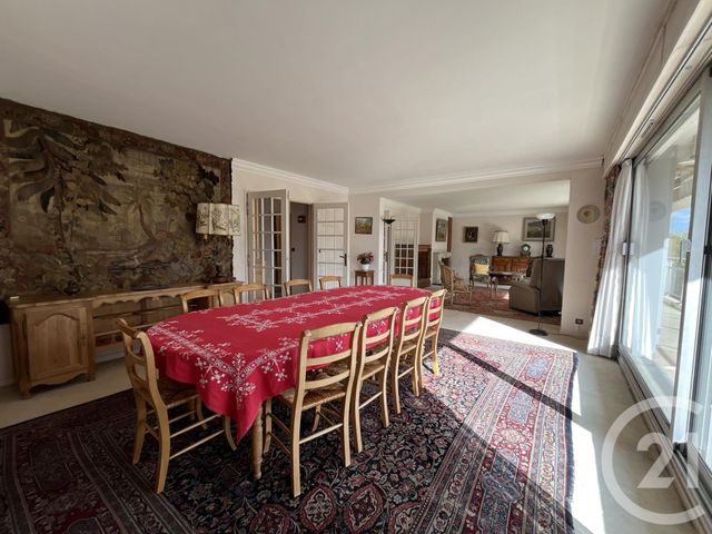 Appartement T5 à vendre - 5 pièces - 160.57 m2 - CROIX - 59 - NORD-PAS-DE-CALAIS - Century 21 Grands Boulevards