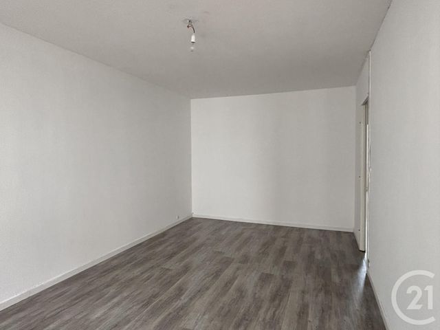 Appartement T3 à vendre - 3 pièces - 74.75 m2 - VILLENEUVE D ASCQ - 59 - NORD-PAS-DE-CALAIS - Century 21 Grands Boulevards
