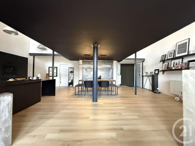 Appartement Loft à vendre - 4 pièces - 181.0 m2 - ROUBAIX - 59 - NORD-PAS-DE-CALAIS - Century 21 Grands Boulevards