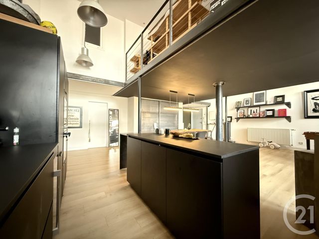 Appartement Loft à vendre - 4 pièces - 181.0 m2 - ROUBAIX - 59 - NORD-PAS-DE-CALAIS - Century 21 Grands Boulevards