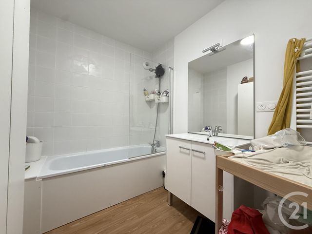 Appartement T3 à vendre - 3 pièces - 64.92 m2 - VILLENEUVE D ASCQ - 59 - NORD-PAS-DE-CALAIS - Century 21 Grands Boulevards