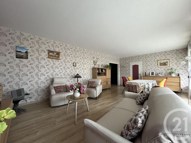 Appartement F3 à vendre - 3 pièces - 94.73 m2 - WASQUEHAL - 59 - NORD-PAS-DE-CALAIS - Century 21 Grands Boulevards