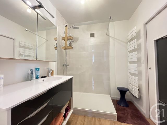 Appartement F3 à vendre - 3 pièces - 94.73 m2 - WASQUEHAL - 59 - NORD-PAS-DE-CALAIS - Century 21 Grands Boulevards