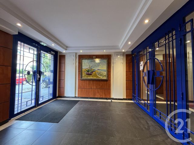 Afficher la photo en grand Appartement T4 à vendre - 4 pièces - 93.68 m2 - WASQUEHAL - 59 - NORD-PAS-DE-CALAIS - Century 21 Grands Boulevards