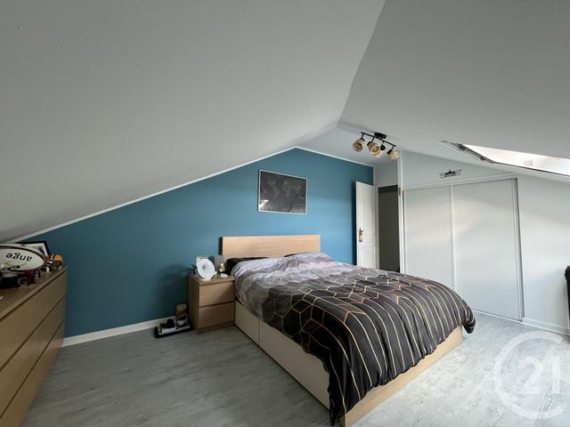 Afficher la photo en grand Appartement T4 à vendre - 4 pièces - 93.68 m2 - WASQUEHAL - 59 - NORD-PAS-DE-CALAIS - Century 21 Grands Boulevards