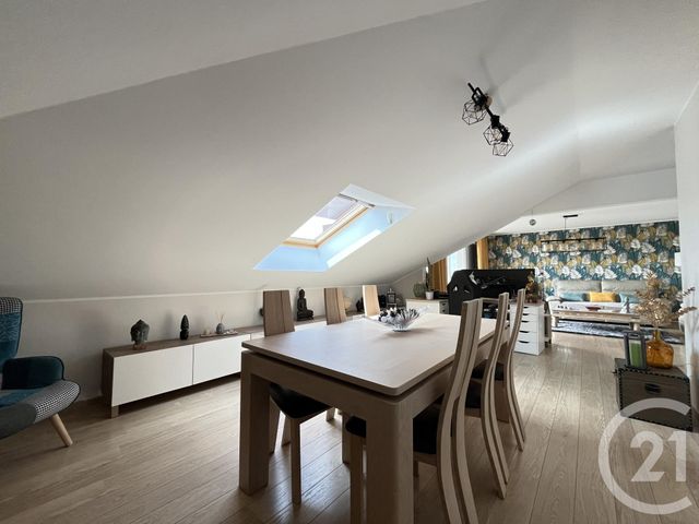 Afficher la photo en grand Appartement T4 à vendre - 4 pièces - 93.68 m2 - WASQUEHAL - 59 - NORD-PAS-DE-CALAIS - Century 21 Grands Boulevards