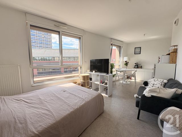 Appartement Studio à vendre - 1 pièce - 29.45 m2 - LILLE - 59 - NORD-PAS-DE-CALAIS - Century 21 Grands Boulevards