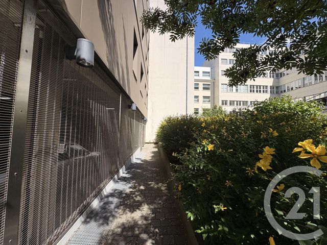 Appartement Studio à vendre - 1 pièce - 29.45 m2 - LILLE - 59 - NORD-PAS-DE-CALAIS - Century 21 Grands Boulevards