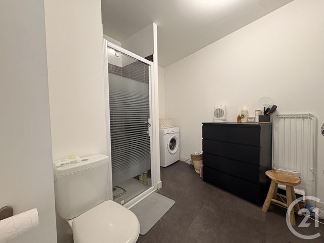 Appartement Studio à vendre - 1 pièce - 29.45 m2 - LILLE - 59 - NORD-PAS-DE-CALAIS - Century 21 Grands Boulevards