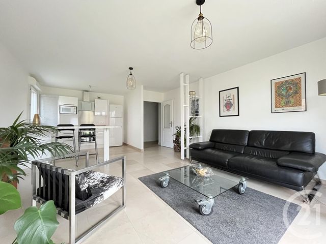 Appartement à vendre - 3 pièces - 71.74 m2 - WASQUEHAL - 59 - NORD-PAS-DE-CALAIS - Century 21 Grands Boulevards