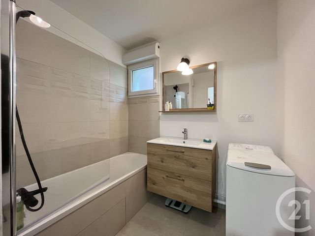 Appartement à vendre - 3 pièces - 71.74 m2 - WASQUEHAL - 59 - NORD-PAS-DE-CALAIS - Century 21 Grands Boulevards