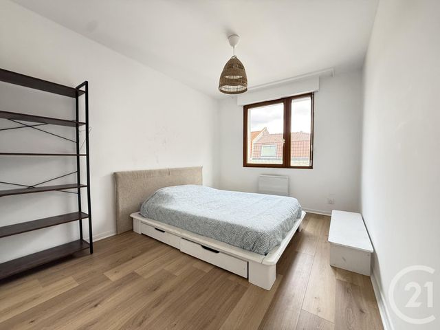 Appartement T3 à vendre - 3 pièces - 75.57 m2 - LA MADELEINE - 59 - NORD-PAS-DE-CALAIS - Century 21 Grands Boulevards