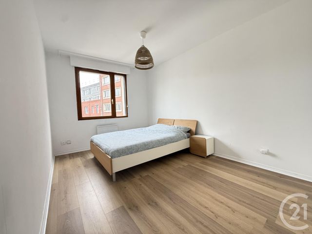 Appartement T3 à vendre - 3 pièces - 75.57 m2 - LA MADELEINE - 59 - NORD-PAS-DE-CALAIS - Century 21 Grands Boulevards