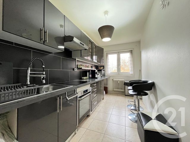 Appartement T4 à vendre - 4 pièces - 76.75 m2 - VILLENEUVE D ASCQ - 59 - NORD-PAS-DE-CALAIS - Century 21 Grands Boulevards