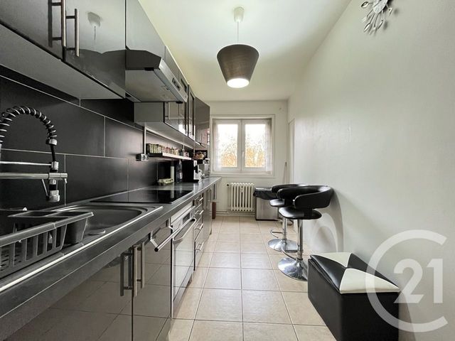 Appartement T4 à vendre - 4 pièces - 76.75 m2 - VILLENEUVE D ASCQ - 59 - NORD-PAS-DE-CALAIS - Century 21 Grands Boulevards