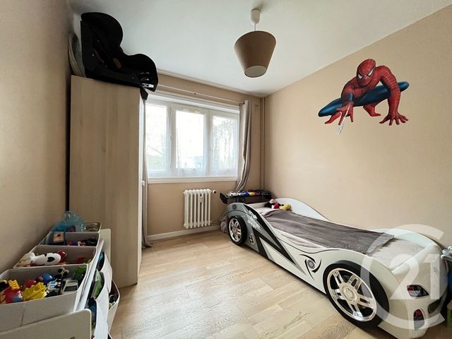 Appartement T4 à vendre - 4 pièces - 76.75 m2 - VILLENEUVE D ASCQ - 59 - NORD-PAS-DE-CALAIS - Century 21 Grands Boulevards