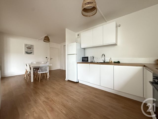 Appartement T4 à vendre - 4 pièces - 91.0 m2 - VILLENEUVE D ASCQ - 59 - NORD-PAS-DE-CALAIS - Century 21 Grands Boulevards