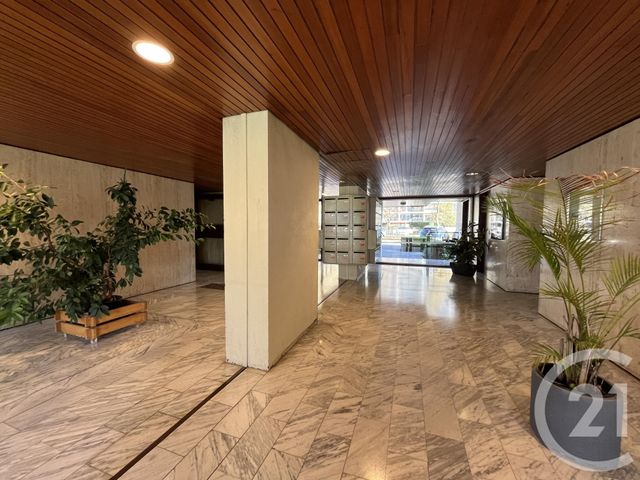 Appartement F3 à vendre - 3 pièces - 99.1 m2 - CROIX - 59 - NORD-PAS-DE-CALAIS - Century 21 Grands Boulevards