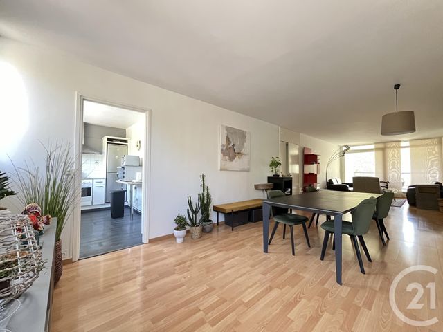 Appartement F3 à vendre - 3 pièces - 99.1 m2 - CROIX - 59 - NORD-PAS-DE-CALAIS - Century 21 Grands Boulevards