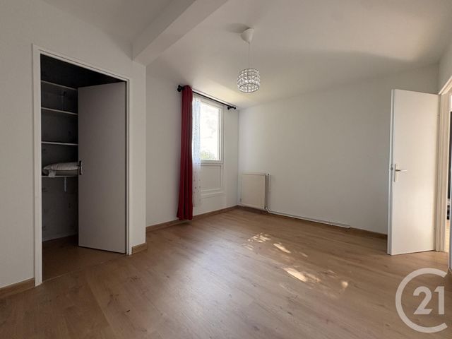 Appartement T3 à vendre - 3 pièces - 72.37 m2 - VILLENEUVE D ASCQ - 59 - NORD-PAS-DE-CALAIS - Century 21 Grands Boulevards