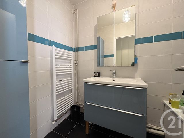 Appartement T3 à vendre - 3 pièces - 72.37 m2 - VILLENEUVE D ASCQ - 59 - NORD-PAS-DE-CALAIS - Century 21 Grands Boulevards