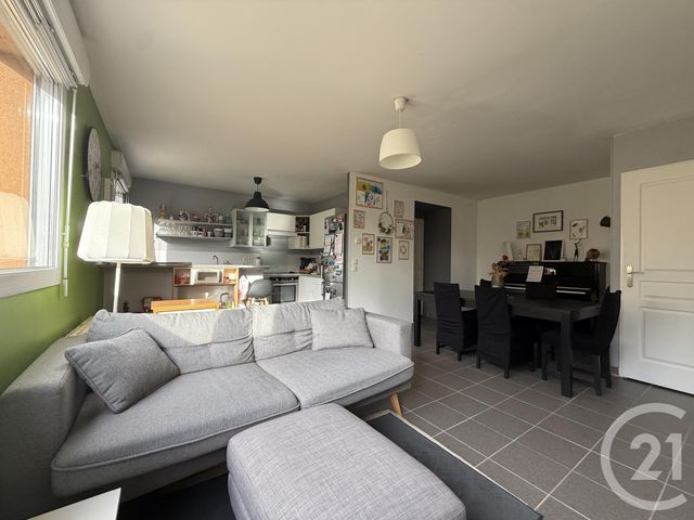Appartement Duplex à vendre - 4 pièces - 77.19 m2 - WASQUEHAL - 59 - NORD-PAS-DE-CALAIS - Century 21 Grands Boulevards