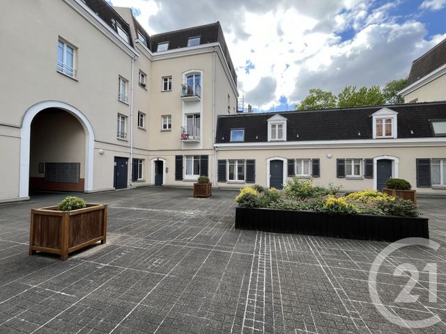 Appartement T2 à vendre - 2 pièces - 46.63 m2 - LILLE - 59 - NORD-PAS-DE-CALAIS - Century 21 Grands Boulevards