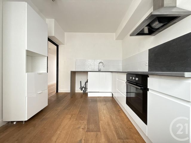 Appartement T3 à vendre - 3 pièces - 76.39 m2 - TOURCOING - 59 - NORD-PAS-DE-CALAIS - Century 21 Grands Boulevards