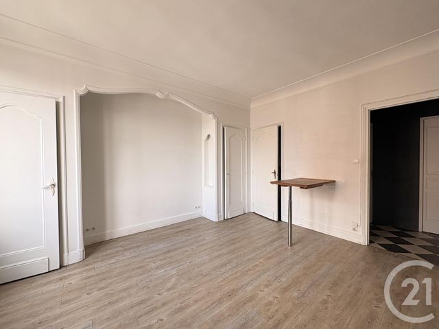 Appartement F2 bis à vendre - 2 pièces - 76.94 m2 - LILLE - 59 - NORD-PAS-DE-CALAIS - Century 21 Grands Boulevards