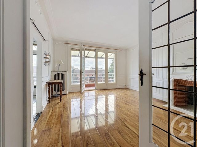Appartement F3 à vendre - 2 pièces - 76.94 m2 - LILLE - 59 - NORD-PAS-DE-CALAIS - Century 21 Grands Boulevards