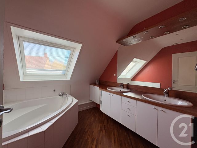 maison à vendre - 6 pièces - 166.2 m2 - WAMBRECHIES - 59 - NORD-PAS-DE-CALAIS - Century 21 Grands Boulevards