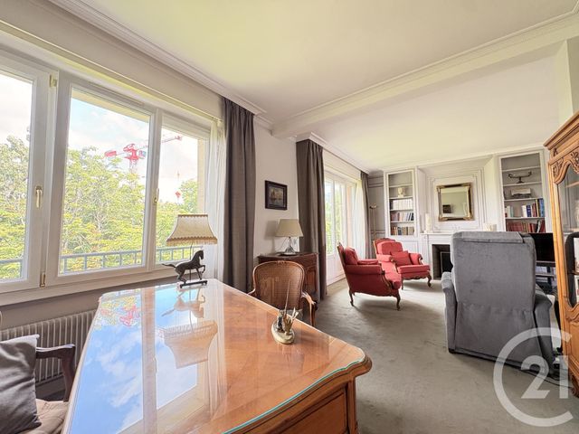 Appartement T4 à vendre - 4 pièces - 123.0 m2 - LILLE - 59 - NORD-PAS-DE-CALAIS - Century 21 Grands Boulevards