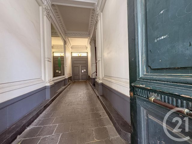Appartement Studio à vendre - 1 pièce - 31.5 m2 - LILLE - 59 - NORD-PAS-DE-CALAIS - Century 21 Grands Boulevards