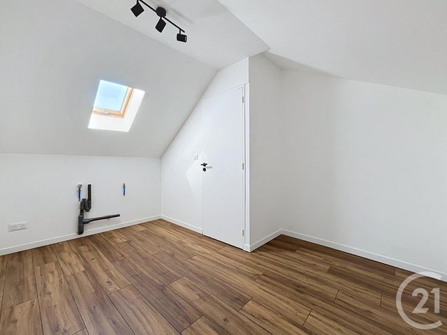 Appartement Duplex à vendre - 4 pièces - 108.7 m2 - CROIX - 59 - NORD-PAS-DE-CALAIS - Century 21 Grands Boulevards